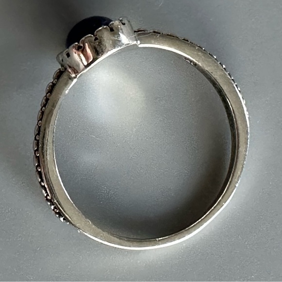 Sterling Silver Sodalite Semi Precious Gemstone Ring - Picture 5 of 8